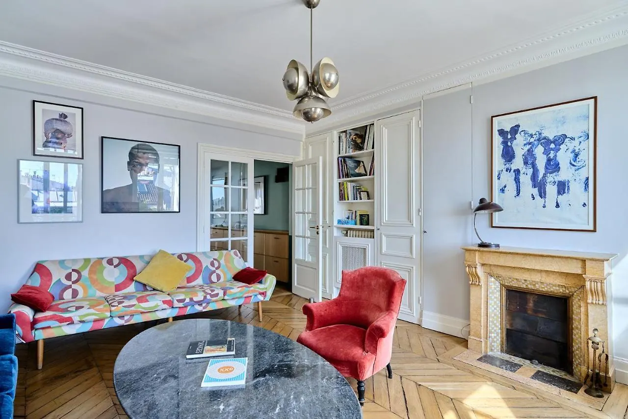 Apartment Center Of Paris With Terrace By Studio Prestige France